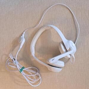 Logitech Wired Headphones - H390 White